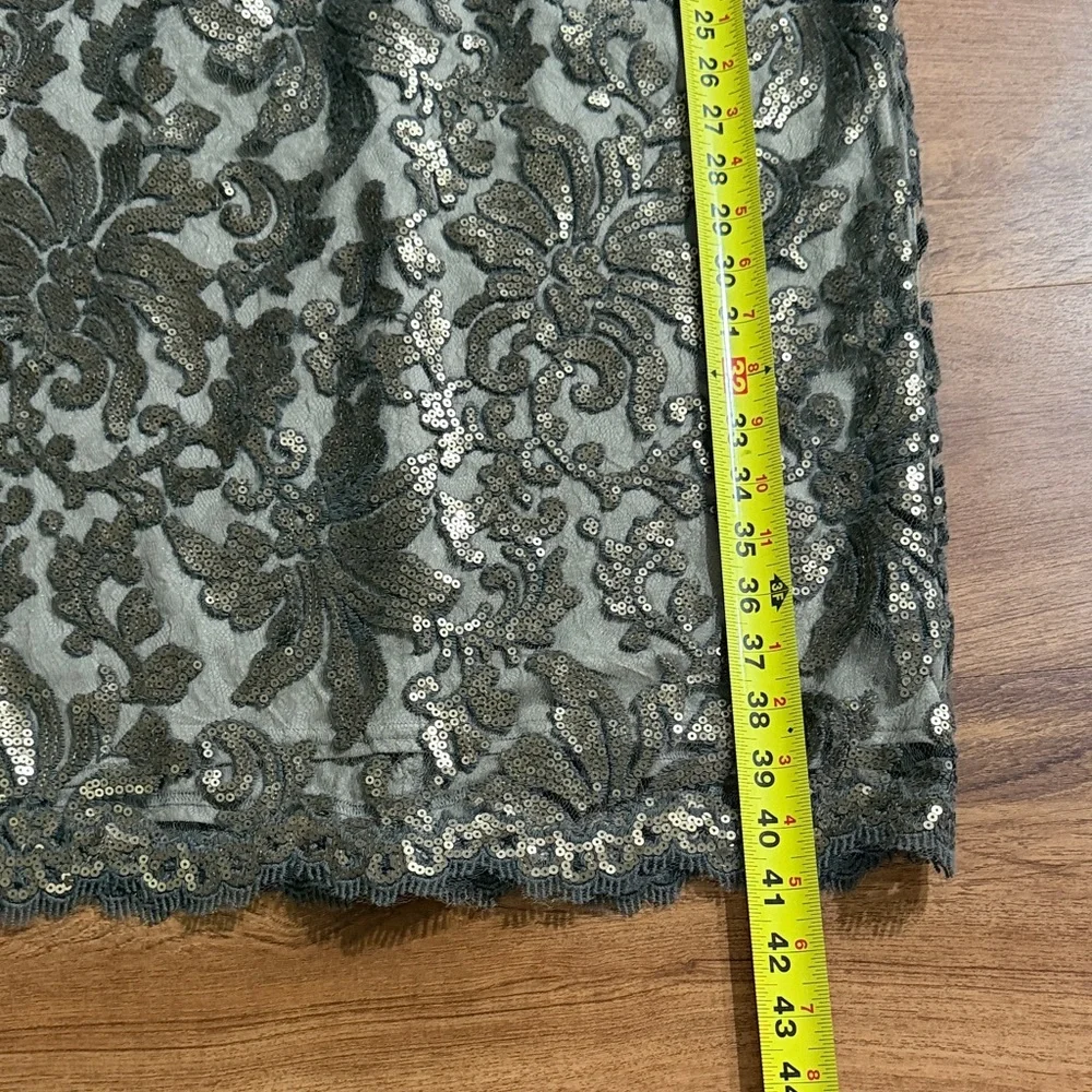 TADASHI SHOJI Women 12 Green Metallic Sequin Lined Elegant Lace Cap Sleeve Dress